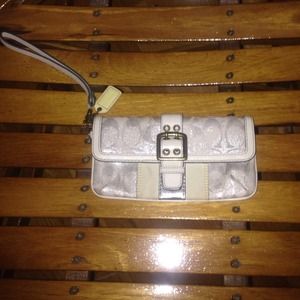 Coach White & Silver Signature Tye Dye Wristlet