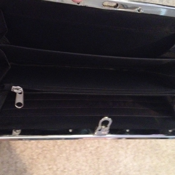 Wallet - Picture 3 of 4