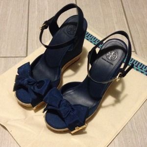 Tory Burch Penny Wedges
