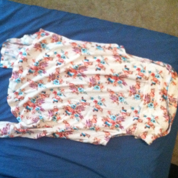 Mossimo Top - Picture 3 of 3