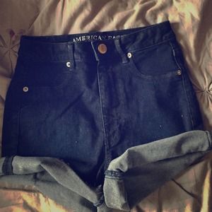 High wasted Denim shorts