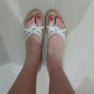 Mudd sandals worn once