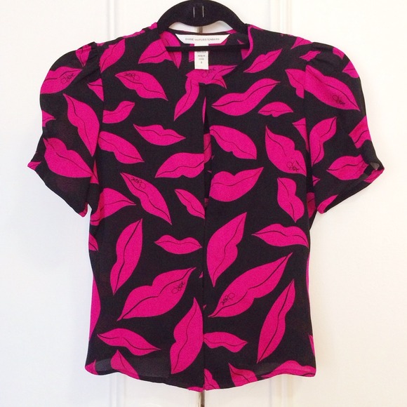 DVF 100% Silk Keyhole Blouse