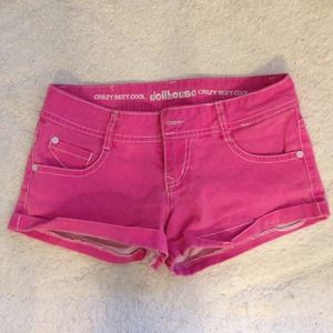 Dollhouse pink short, size 3