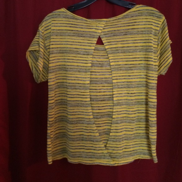 flowy top - Picture 2 of 2