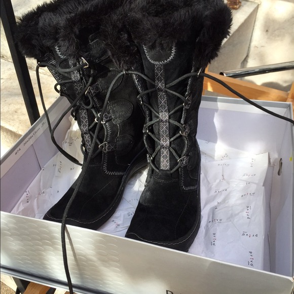 Privo black fur snow boots