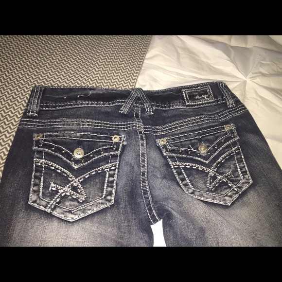 Amethyst Dark wash blue jeans