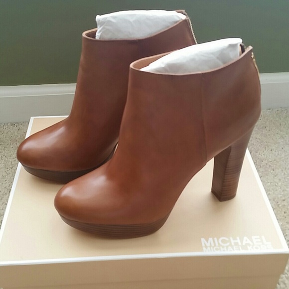 Michael Kors Lesly Bootie