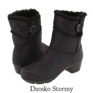 Dansko Stormy fur lined boot