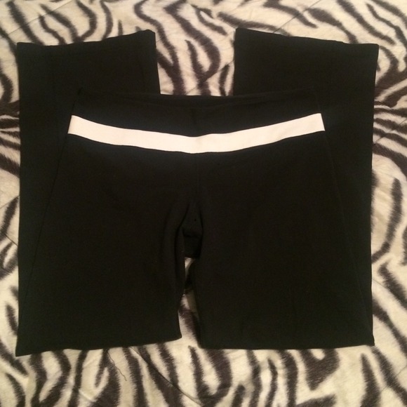 Bundle Lululemon Pants/purse Not 4 sale