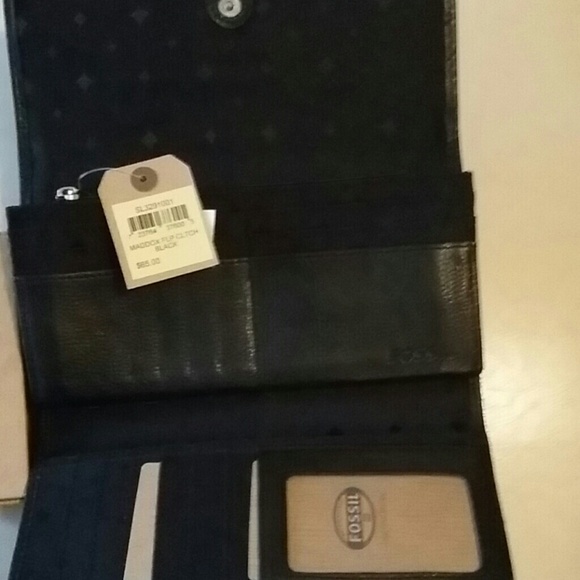 Fossil Wallet Authentic - Picture 2 of 3