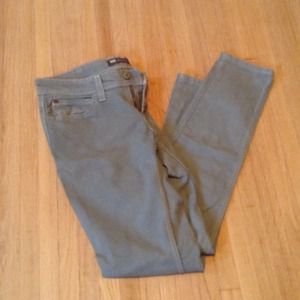 Levi's low rise skinny jean