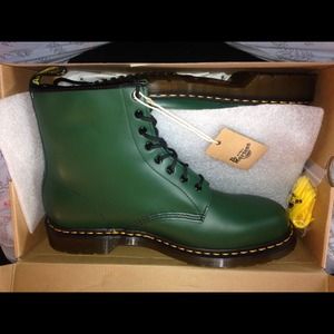 SOLD Green Smooth Dr. Martens Matte Size 14 in Men