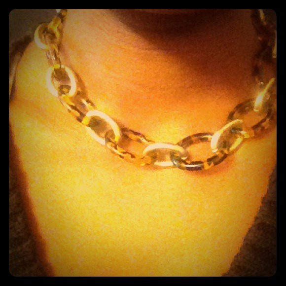 Gold and tortoise shell necklace