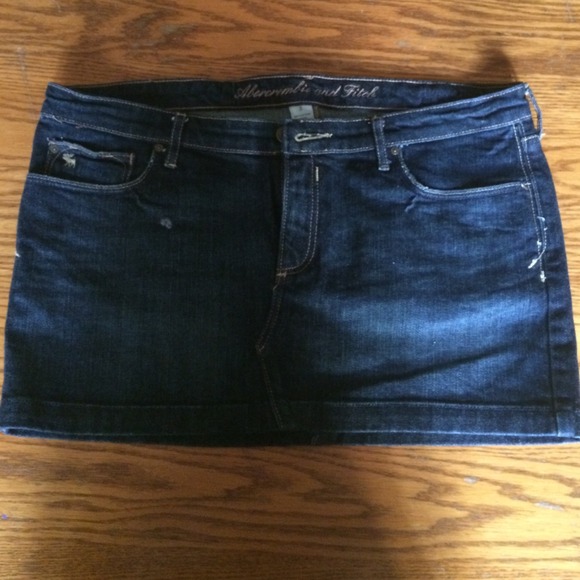Abercrombie & fitch skirt