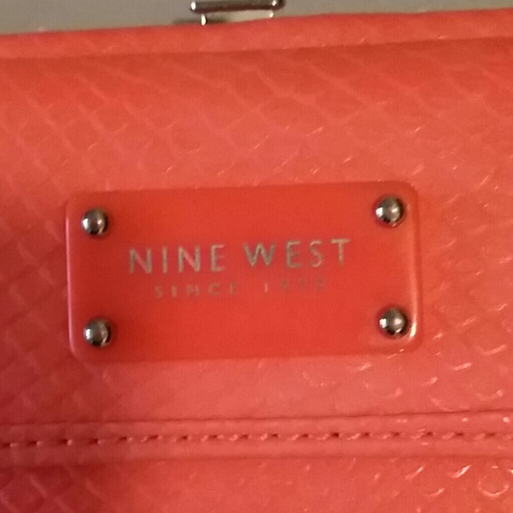 Nine West Wallet Authentic - Picture 3 of 3
