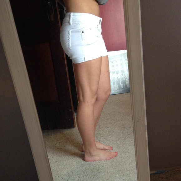 White midi shorts. Very flattering!