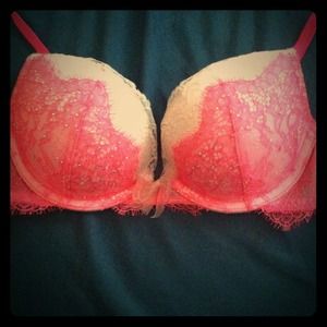 Dream Angles Push Up Bra