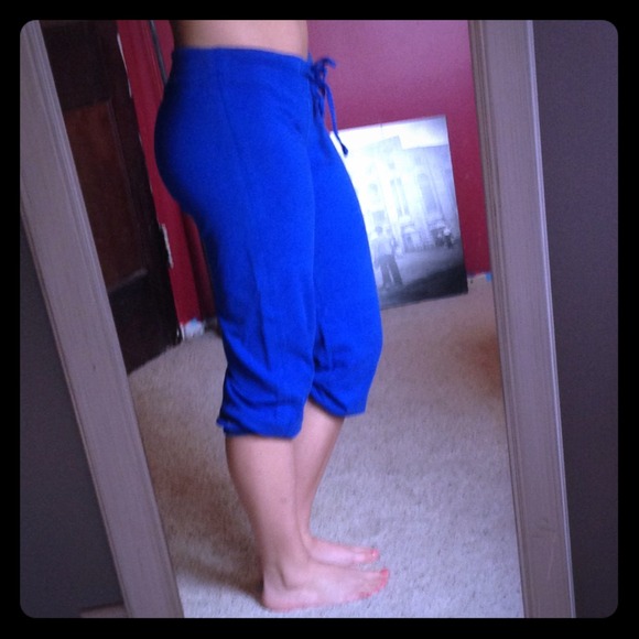Cobalt blue cropped sweats. Super comfy! - Picture 1 of 2
