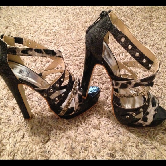 BUNDLE****animal heels,  black and white heels,top