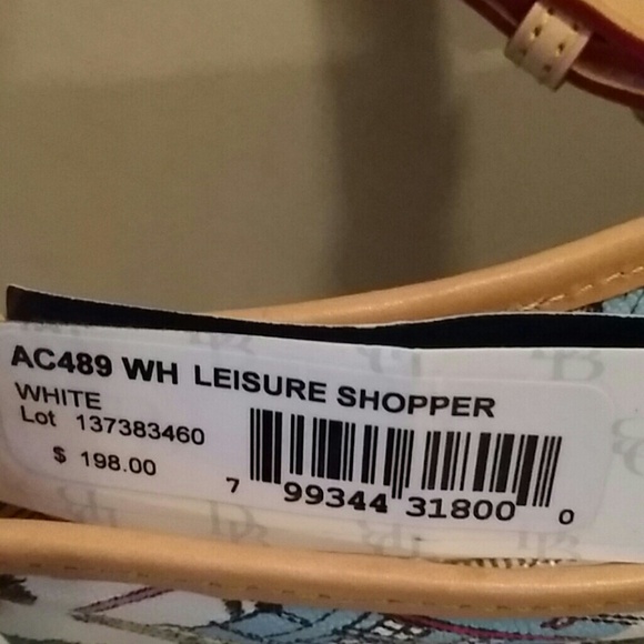 Dooney & Buorke Pocketbook Authentic - Picture 2 of 3