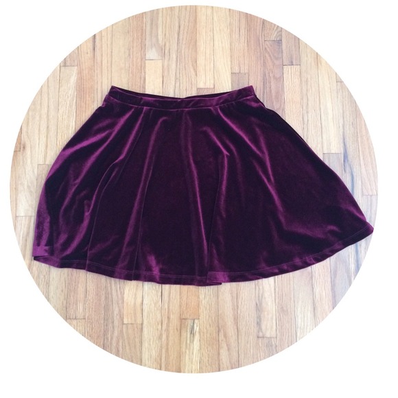 Hanger221 Dresses & Skirts - 🚫SOLD🚫 Red Velvet Skater Skirt