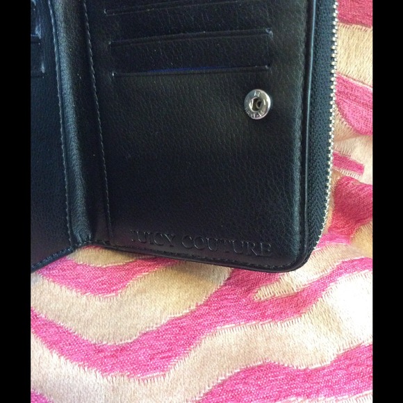 Juicy Couture small zip wallet - Picture 4 of 4