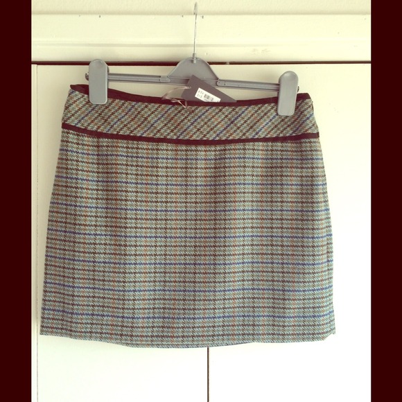 NWT! Houndstooth mini from the Limited!