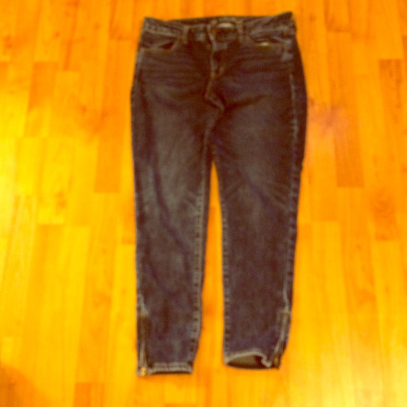 Blue Skinnys