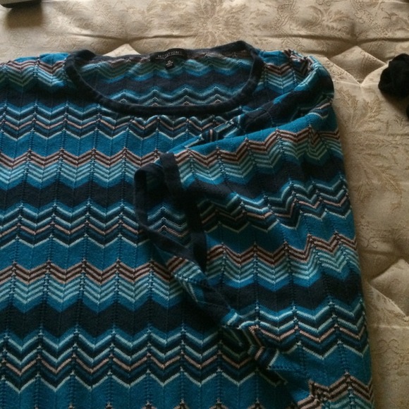 Knit sweater - Picture 2 of 2