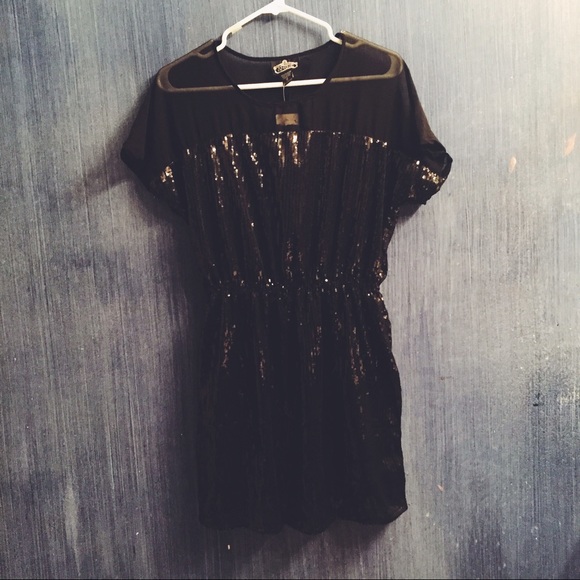 Black sequin dress 😍 NWT
