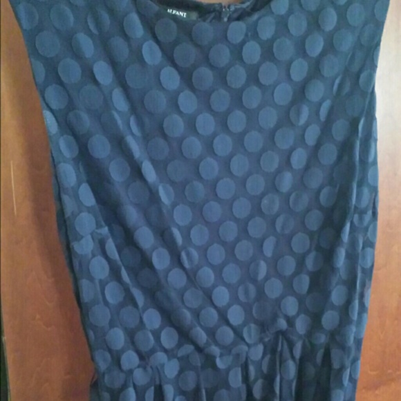 Sleeveless blue dress