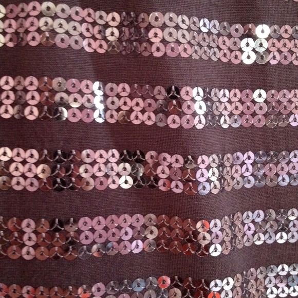 Gray Sequined Bodycon Skirt - Picture 2 of 2