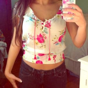Hollister Floral Printed Top