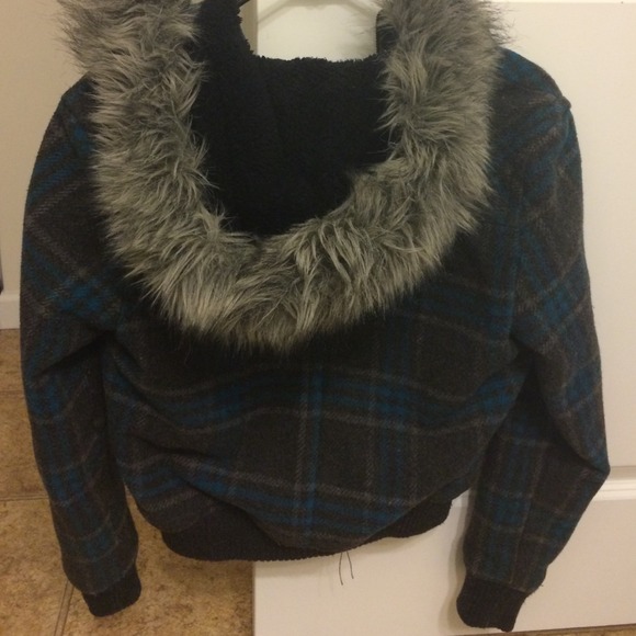 Aeropostale warm outerwear coat - Picture 4 of 4