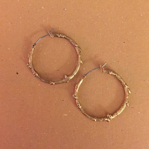 Branch hoop earrings