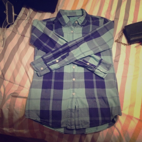 Nollie shirt.