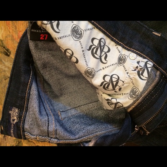 JEANS - Picture 3 of 3