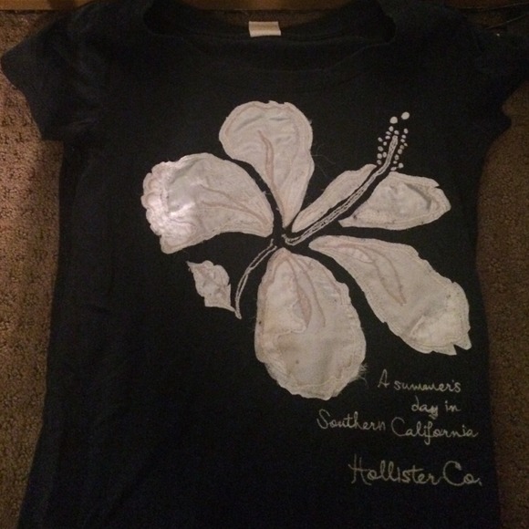 Hollister Co shirt