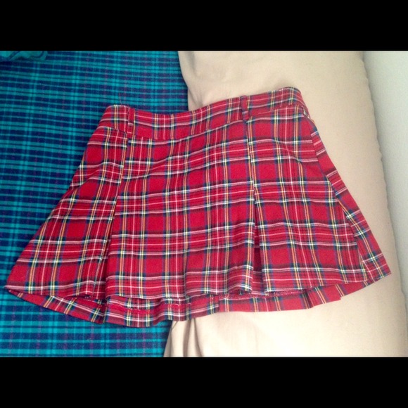 Plaid mini high waisted skirt