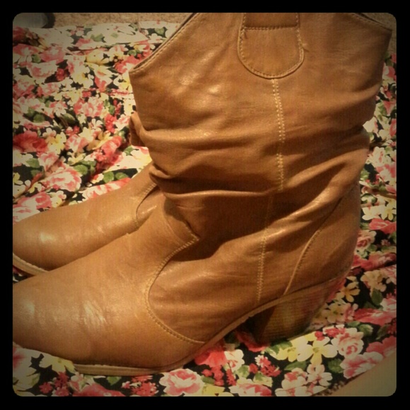 Brown boots