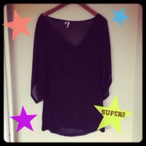 BUNDLED LBlack batwing top and shorts