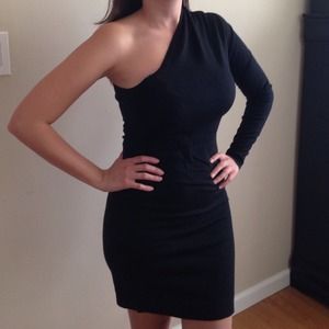 One shoulder dress