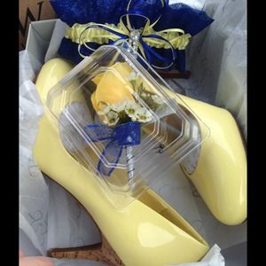 Jessica Simpson Oscar shoes