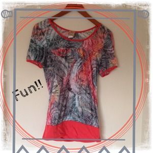 Colorful Daytrip top