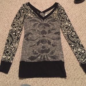 Daytrip V Neck Sweater