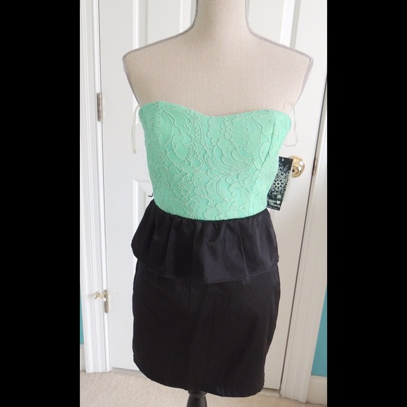 Mint Green/Black Formal Strapless Dress NWT