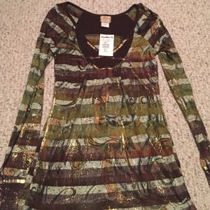 Daytrip Open Back Shirt