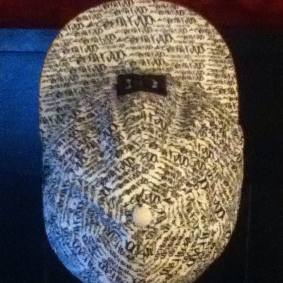 DC hat - Picture 2 of 4