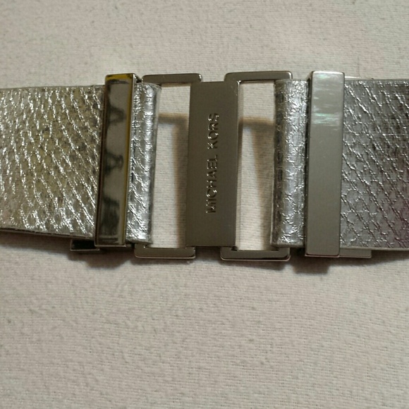 MICHAEL KORS Silver Belt OFFERS WELCOME - Picture 4 of 4